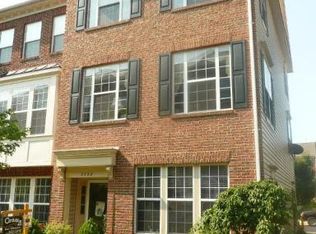 2368 Huntington Station Ct, Alexandria, VA 22303