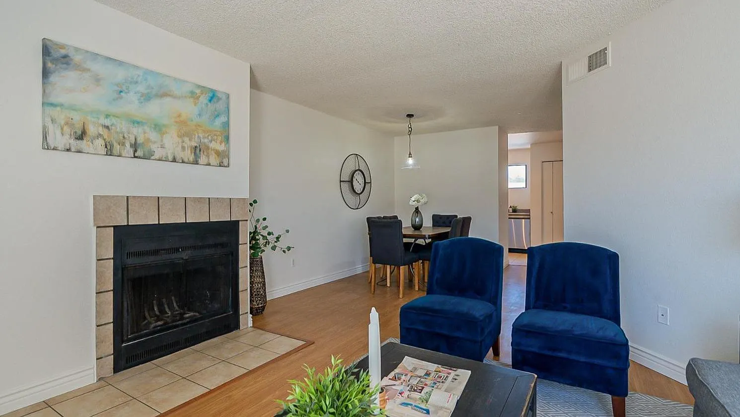 2 bed, 2.0 bath, 865 sqft, $1,395 — Photo 1