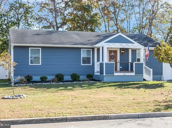 101 Topsail Ln, Manahawkin, NJ 08050