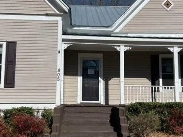 805 Carlton Ave, Union Point, GA 30669