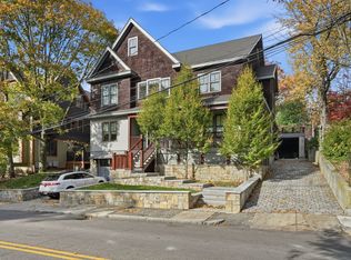 24 Sigourney St #2, Jamaica Plain, MA 02130