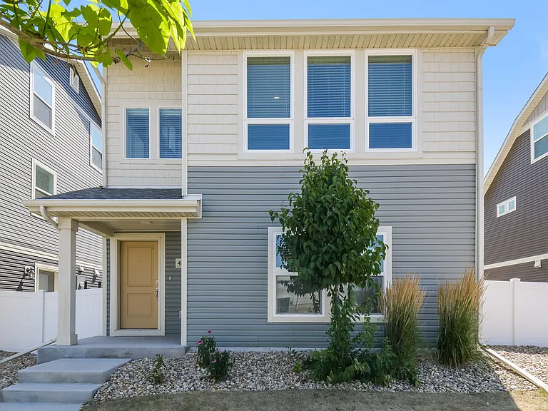 4734 N Tower Ct — Photo 1