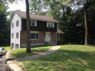 84 Rustic Ln, Reading, MA 01867