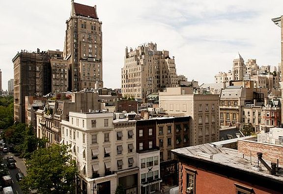 4th image of 701 Madison Ave #7F