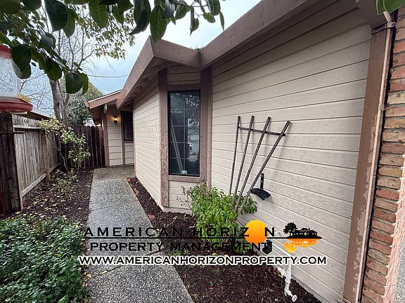 4th image of 1454 W Hidalgo Cir