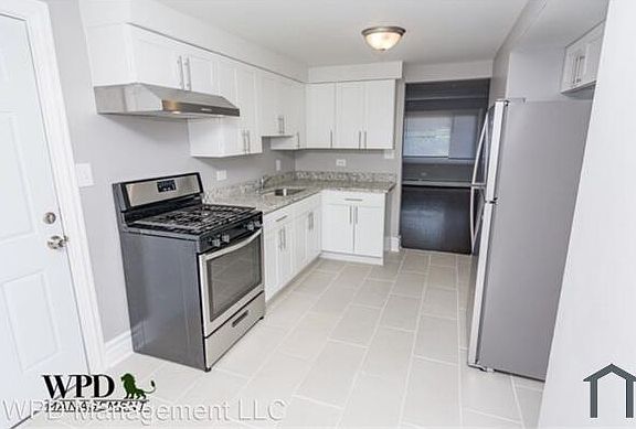 2nd image of 14108 S Tracy Ave