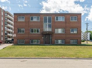 180 Nipigon St #4, Oshawa, ON L1J 4N5