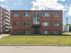 180 Nipigon St, Oshawa, ON