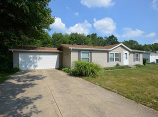 53760 Woodsprings Dr, Granger, IN 46530