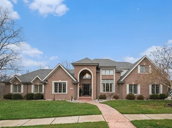 2647 Walmar Dr, Lansing, MI 48917