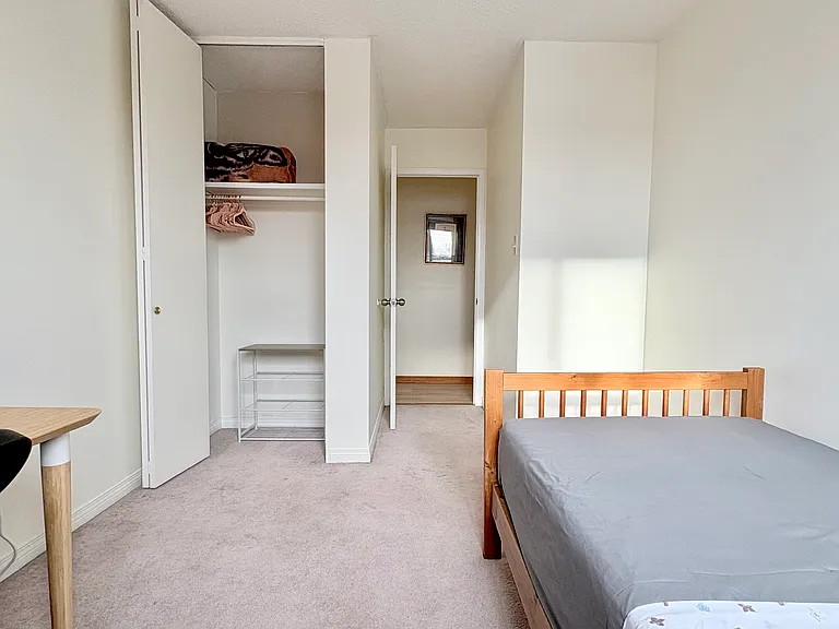 313 20th Ave SW #402 — Photo 7