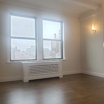 2nd image of 211 W 106th St APT 10C