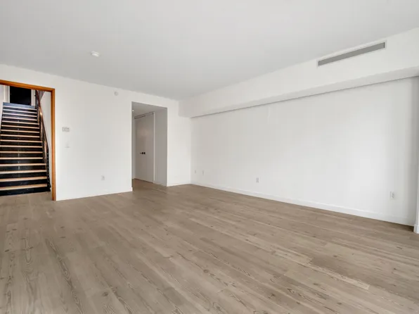 90 Furman Street image 27 of 38