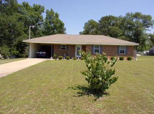 64 Pecan Ln N, Columbus, MS 39702
