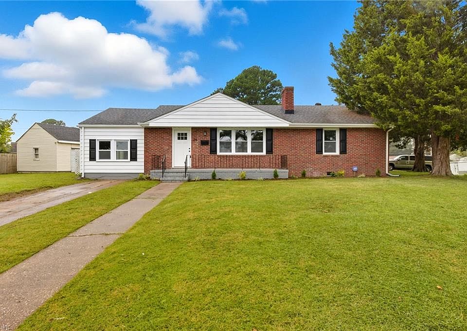 1st image of 24 Rivercrest Dr