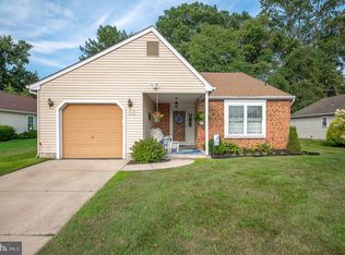 65 Knollwood Dr, Deptford, NJ 08096