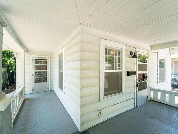 4th image of 1505 W Maple St