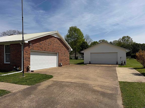 4th image of 338 Mount Pelia Rd