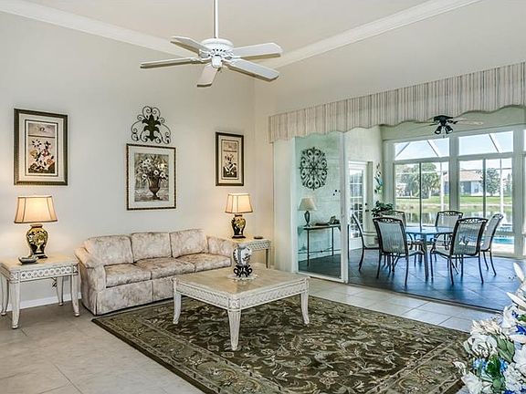 4th image of 725 Silk Oak Dr