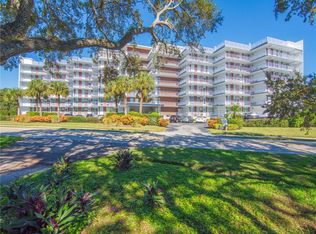 935 E Causeway Blvd APT 305, Vero Beach, FL 32963