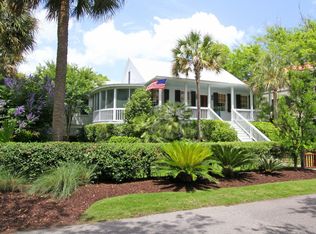 950 Middle St, Sullivans Island, SC 29482