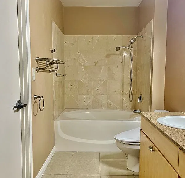 388 E Ocean Blvd #718 — Photo 12
