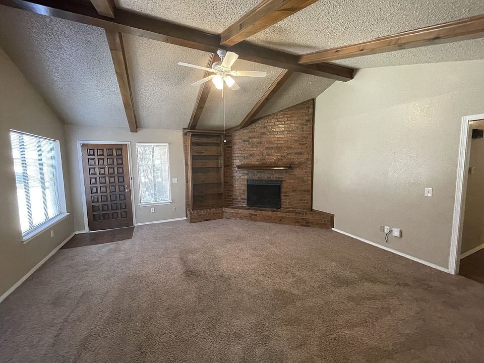 1st image of 4413 75th Dr APT B