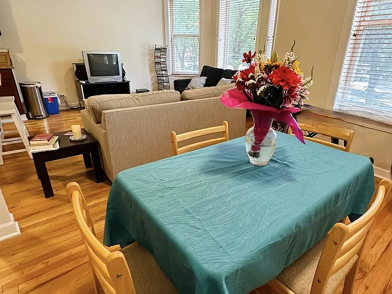 2256 W Adams St #1 — Photo 5