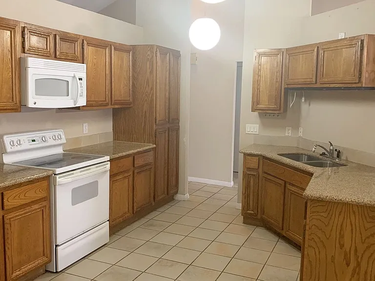 3730 Village Grove Dr — Photo 3
