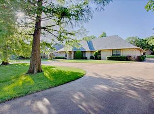 9625 Nawassa Dr, Midwest City, OK 73130