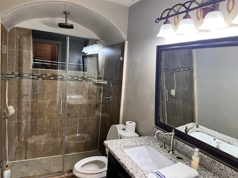 6335 Tall Willow Dr — Photo 18