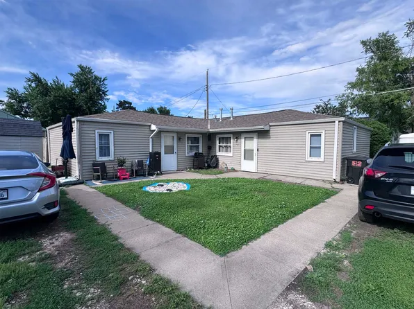 725 S East St #725.5, Valley, NE 68064