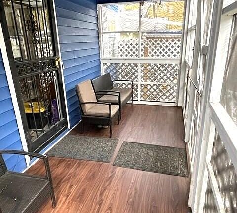 4th image of 2603 Louise Ave