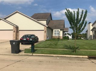2520 Windward Blvd #1, Champaign, IL 61821