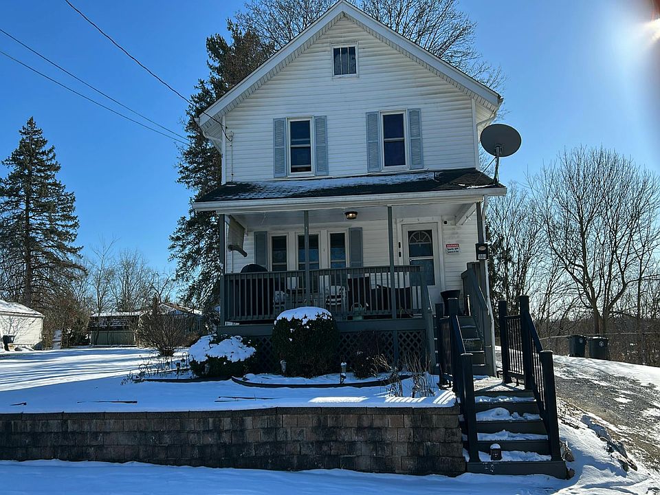 1st image of 1004 Chester Ave