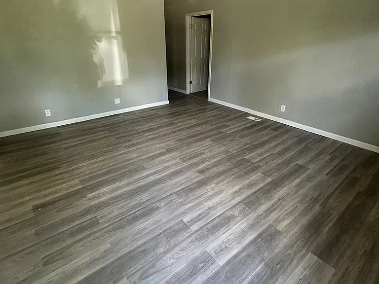 725 Saint Norbert Dr — Photo 2