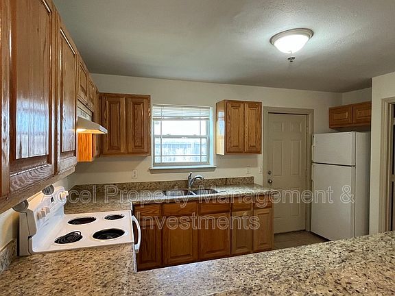 5th image of 1500 Hummingbird Ct APT 16