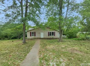 907 Rock Rd, Union, MO 63084