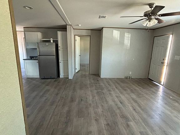 5th image of 5291 Collins Rd #303