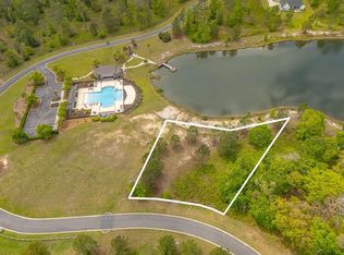 412 Salt Creek Way E, Brunswick, GA 31523