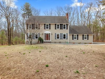 15 Daniels Rd, Mendon, MA, 01756