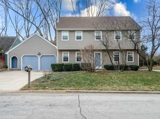 3051 Stonebrook Rd, Lisle, IL 60532