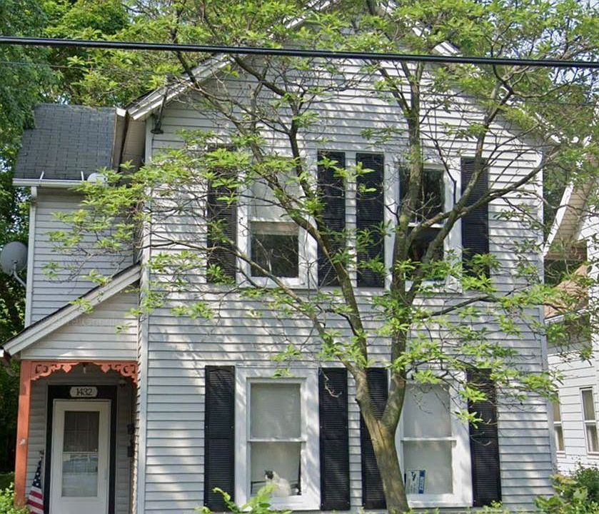1st image of 1432 E 52nd St #2