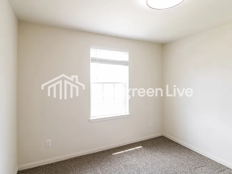 9435 Gold Mountain Dr — Photo 12
