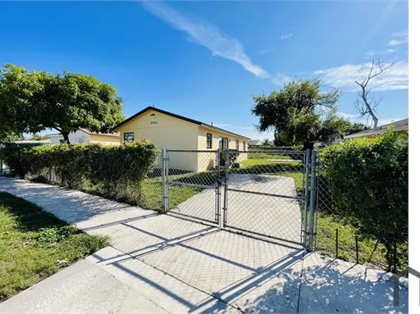 18740 SW 113th Ave #1, Miami, FL 33157