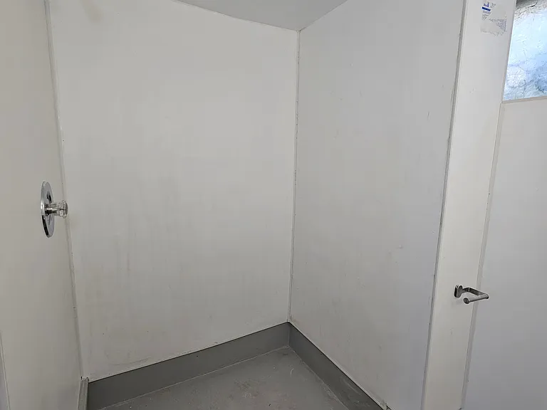 867 Farnham Ave — Photo 31