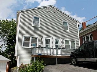 10 Christopher St, Providence, RI 02904