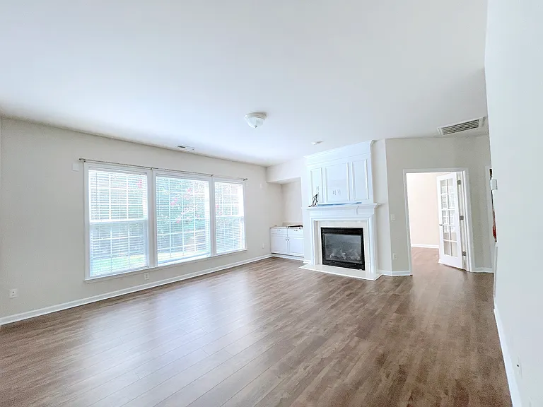 422 Selwood Pl — Photo 14