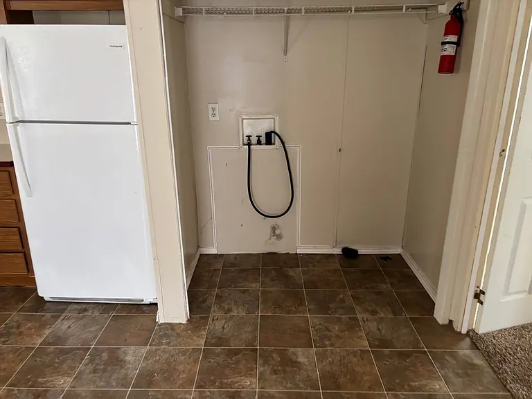 3320 Lynn Ave — Photo 23