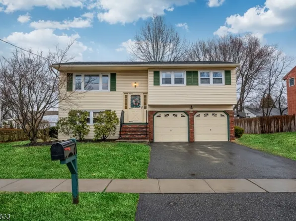 10 Falcon Rd, Mount Olive Twp., NJ 07836